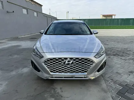 Hyundai Sonata 2017 года за 9 500 000 тг. в Туркестан – фото 2