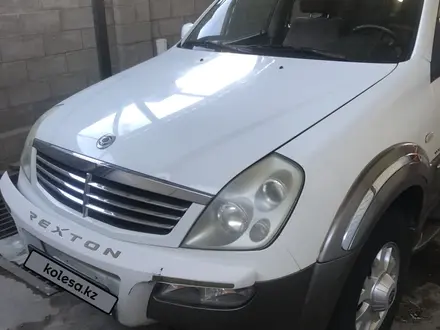 SsangYong Rexton 2004 года за 3 500 000 тг. в Шымкент