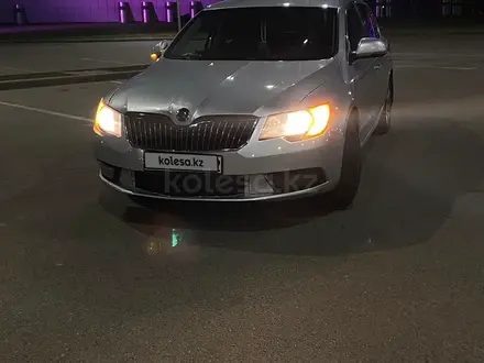 Skoda Superb 2013 года за 4 200 000 тг. в Алматы – фото 8