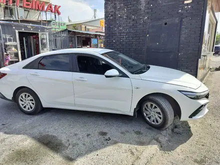 Hyundai Elantra 2024 года за 8 700 000 тг. в Шымкент – фото 2