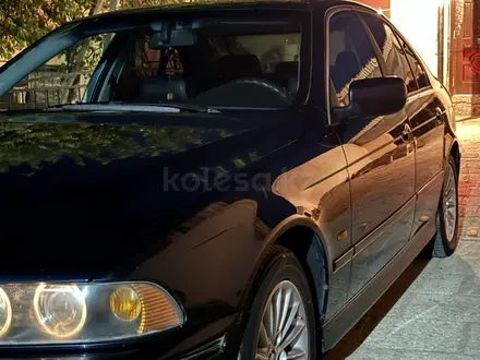 BMW 525 2001 года за 4 500 000 тг. в Жанаозен – фото 2