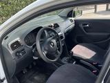 Volkswagen Polo 2015 года за 4 300 000 тг. в Семей – фото 2