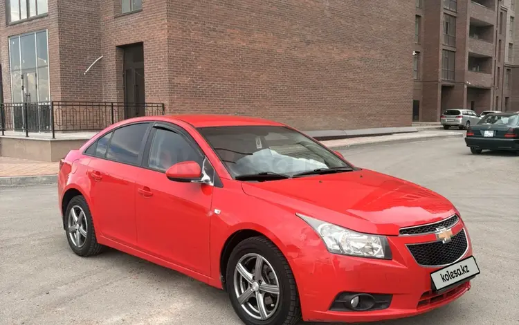 Chevrolet Cruze 2012 года за 2 900 000 тг. в Астана