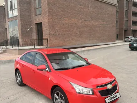 Chevrolet Cruze 2012 года за 2 900 000 тг. в Астана – фото 2