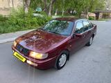 Volkswagen Passat 1994 годаүшін2 395 000 тг. в Астана – фото 2