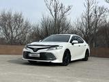 Toyota Camry 2019 годаүшін14 100 000 тг. в Шымкент – фото 2