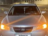 Hyundai Sonata 2006 года за 4 750 000 тг. в Актау – фото 2