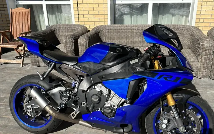 Yamaha  YZF-R1 2018 года за 10 000 000 тг. в Астана