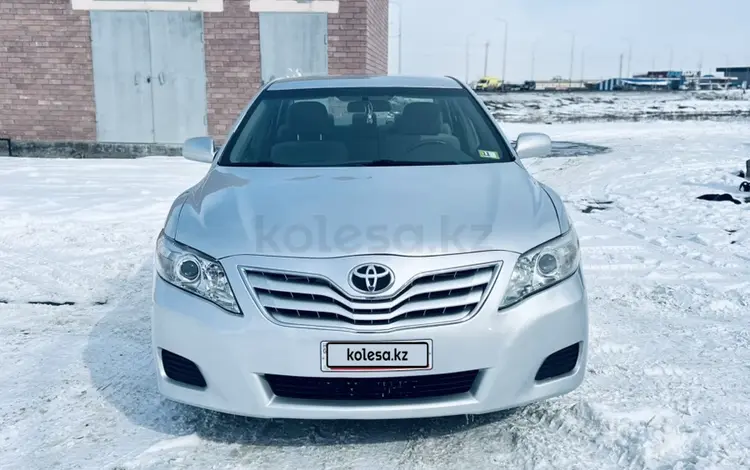 Toyota Camry 2010 годаfor5 000 000 тг. в Атырау