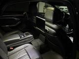 Audi A8 2019 года за 38 000 000 тг. в Алматы – фото 2