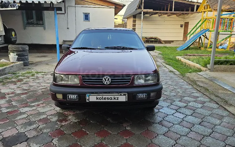 Volkswagen Passat 1994 годаүшін1 450 000 тг. в Алматы