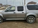 Nissan Navara 2005 года за 1 900 000 тг. в Актау – фото 2