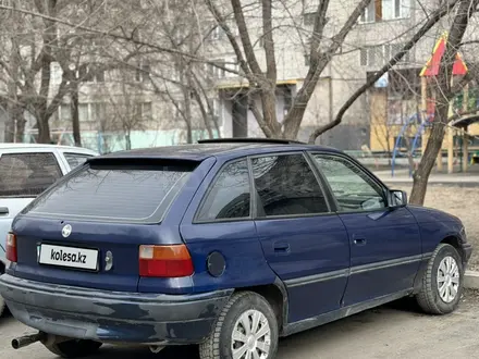 Opel Astra 1992 года за 750 000 тг. в Семей – фото 3