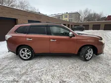 Mitsubishi Outlander, 2013