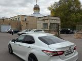 Toyota Camry 2020 года за 15 500 000 тг. в Караганда – фото 5