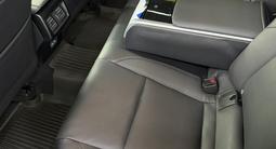 Toyota Camry 2025 годаүшін24 600 000 тг. в Астана – фото 2