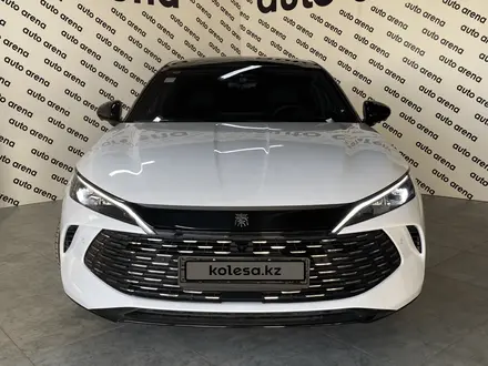 BYD Qin L DM-i Leading 2025 года за 10 990 000 тг. в Астана – фото 2