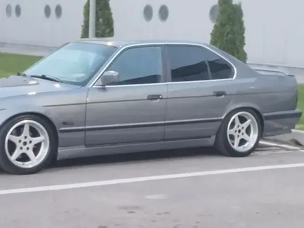 BMW 530 1992 года за 3 000 000 тг. в Алматы – фото 12