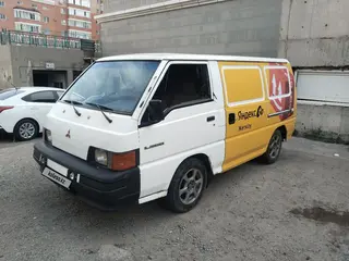 Mitsubishi L300, 1992