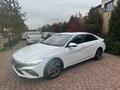 Hyundai Elantra 2024 годаfor8 300 000 тг. в Алматы – фото 2