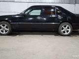 Mercedes-Benz E 200 1985 годаfor1 200 000 тг. в Костанай