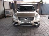 Volkswagen Touareg 2005 годаfor6 200 000 тг. в Алматы