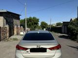 Hyundai Elantra 2016 года за 6 500 000 тг. в Караганда