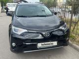 Toyota RAV4 2016 года за 9 500 000 тг. в Шымкент