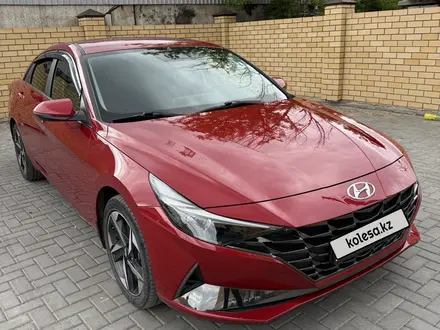 Hyundai Elantra 2023 года за 9 300 000 тг. в Семей