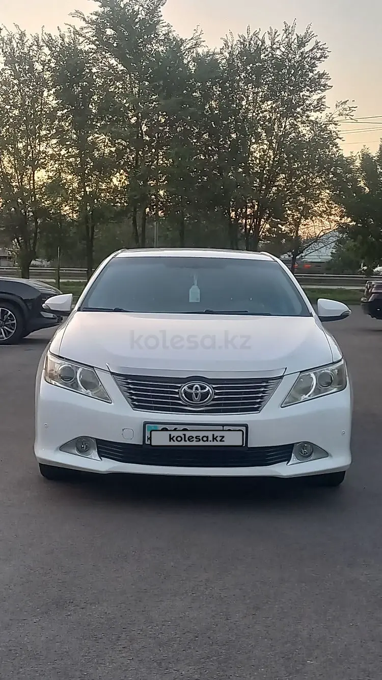 Toyota Camry, 2012