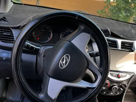 Hyundai Accent 2013 года за 5 000 000 тг. в Актау – фото 4