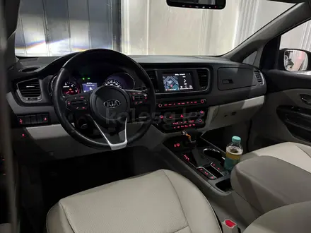 Kia Carnival 2018 года за 11 200 000 тг. в Шымкент – фото 11
