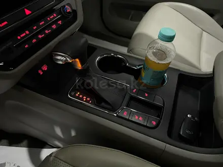 Kia Carnival 2018 года за 11 200 000 тг. в Шымкент – фото 13