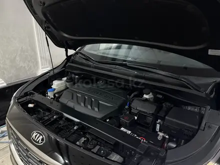Kia Carnival 2018 года за 11 200 000 тг. в Шымкент – фото 21