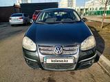 Volkswagen Jetta 2009 годаүшін3 900 000 тг. в Алматы