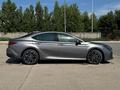 Toyota Camry Luxe 2025 года за 23 190 000 тг. в Актобе – фото 3