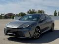 Toyota Camry Luxe 2025 года за 23 290 000 тг. в Актобе