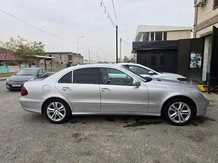 Mercedes-Benz E 220 2008 года за 6 500 000 тг. в Шымкент – фото 4