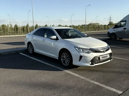 Toyota Camry 2016 года за 11 650 000 тг. в Костанай – фото 2