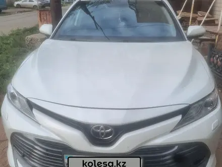 Toyota Camry 2019 года за 13 000 000 тг. в Павлодар