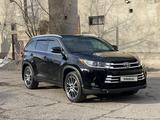 Toyota Highlander 2017 годаfor19 800 000 тг. в Тараз – фото 2