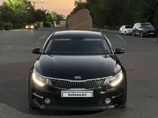 Kia K5, 2017