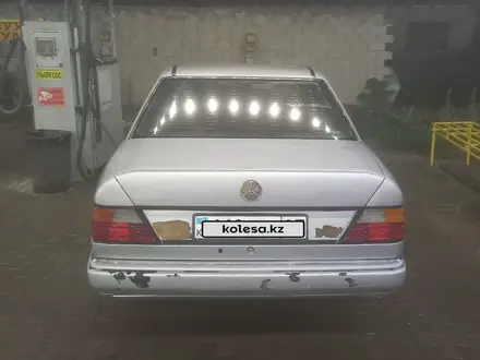 Mercedes-Benz E 200 1990 года за 850 000 тг. в Алматы – фото 8