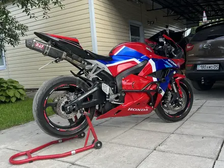 Honda  CBR 600RR 2009 года за 3 800 000 тг. в Алматы – фото 3
