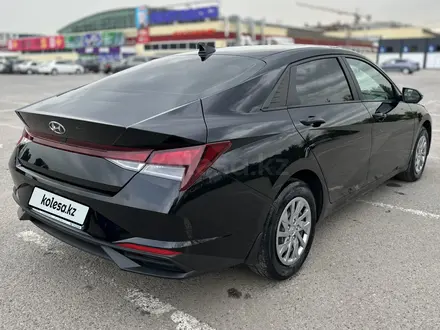 Hyundai Elantra 2021 года за 7 700 000 тг. в Алматы – фото 4
