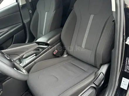 Hyundai Elantra 2021 года за 7 700 000 тг. в Алматы – фото 11