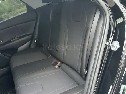 Hyundai Elantra 2021 года за 7 700 000 тг. в Алматы – фото 15