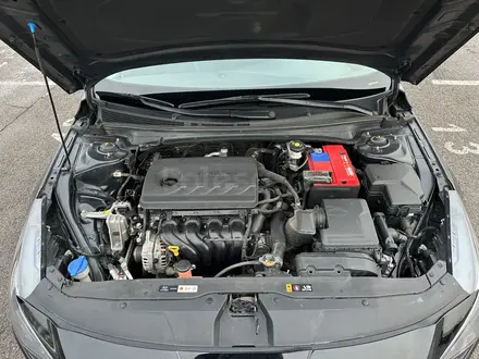 Hyundai Elantra 2021 года за 7 700 000 тг. в Алматы – фото 45