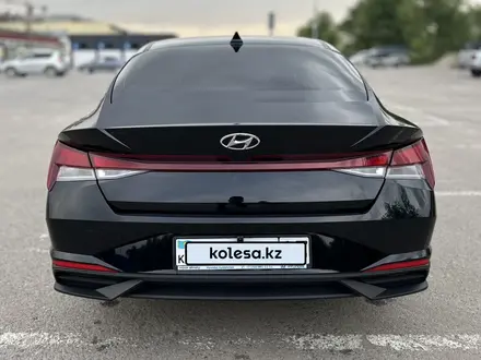 Hyundai Elantra 2021 года за 7 700 000 тг. в Алматы – фото 5
