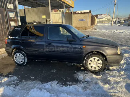 Volkswagen Golf 1993 года за 650 000 тг. в Шымкент – фото 2